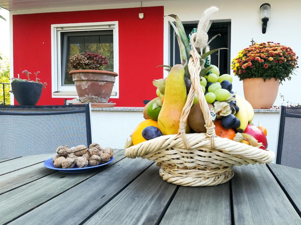 Ferienhaus Goermer Mit Wasserbett Schmölln Kültér fotó