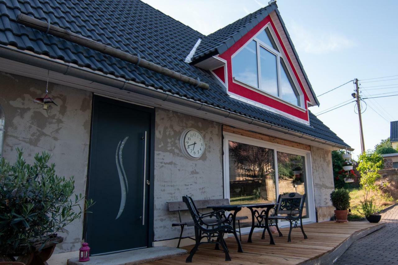 Ferienhaus Goermer Mit Wasserbett Schmölln Kültér fotó