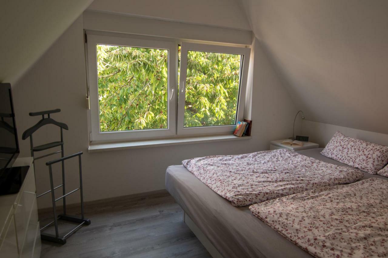 Ferienhaus Goermer Mit Wasserbett Schmölln Kültér fotó